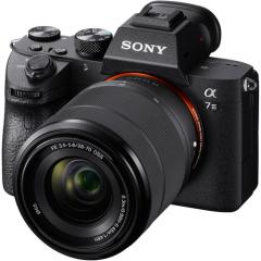 α7III ズームレンズキット [ILCE-7M3K]  [4548736079717]★Welcome to α キャンペーン 2025 Summer対象商品 6月20日〜7月28日★